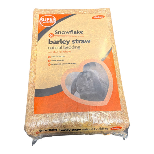 Snowflake Barley Straw Natural Bedding